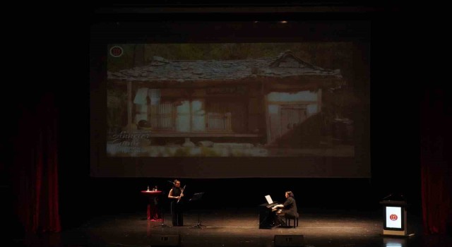 Annenin değeri piyano ve yan flüt resitalinde anlatıldı