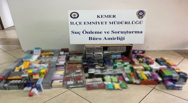 Antalyada 4 farklı iş yerine elektronik ve kaçak sigara operasyonu