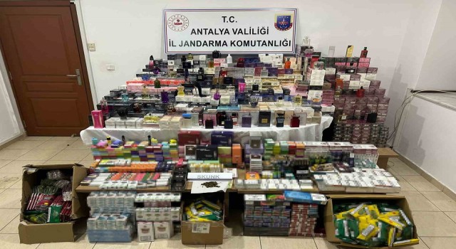 Antalyada jandarmadan kaçak ürünlere geçit yok