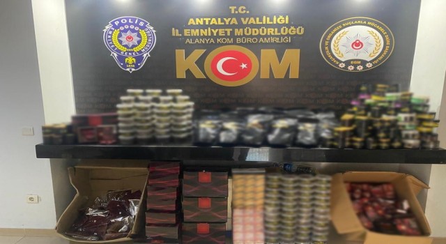 Antalyada kaçakçılık operasyonu