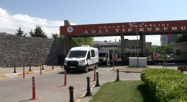 Arnavutköyde babası tarafından vurulan Mutlucan Ateşin cenazesi Adli Tıp Kurumundan teslim alındı