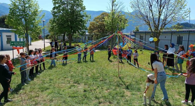 Artvinde Okuyan çocuk edebiyat tabiat şenliği düzenlendi