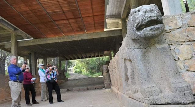 Aslantaş Müzesi tekrar ziyaretçilere açıldı