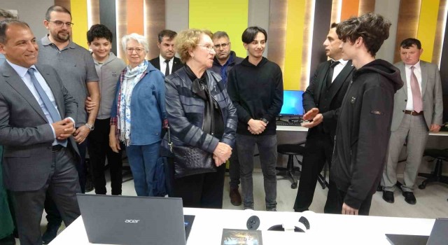 Aslı Derbent Özkanın ismi Geleceğin Sınıfında yaşayacak