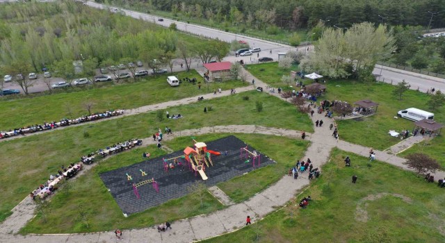 Atatürk Üniversitesi ailesi piknikte buluştu