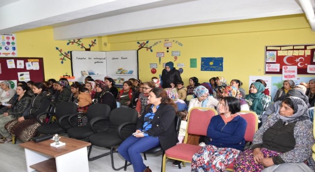 Aydın Valiliğinin “Kadın Sağlığı Eğitim Projesi” devam ediyor