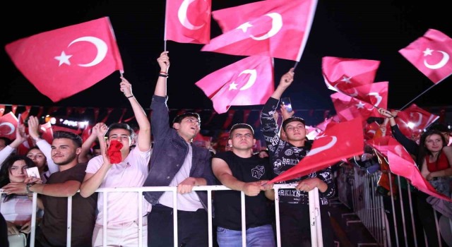 Aydında gençler, 19 Mayısı coşkuyla kutladı