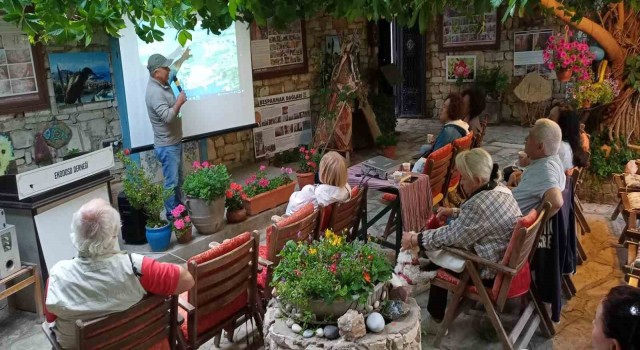 Aydında Kuşadasının hassas kıyıları konuşuldu