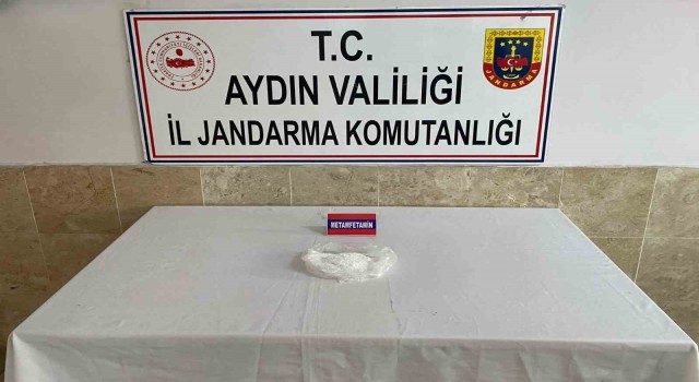 Aydında motosikletli torbacı, jandarmadan kaçamadı