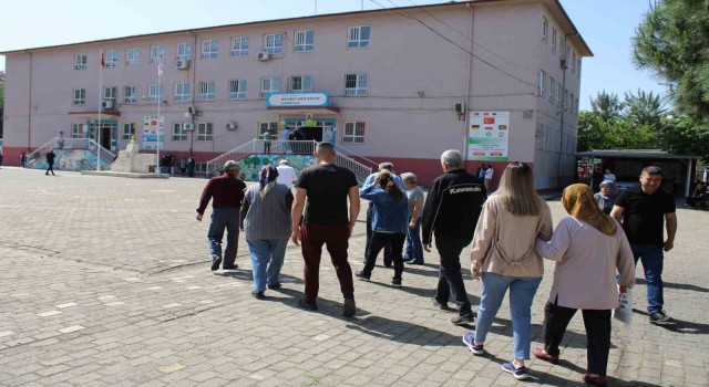 Aydında oy kullanma işlemi başladı