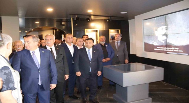 Azerbaycan heyetinden Iğdırdaki kurumlara ziyaret