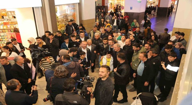 Bakan Akar, Bakan Nebati ve Başkan Büyükkılıçtan AVM ziyareti