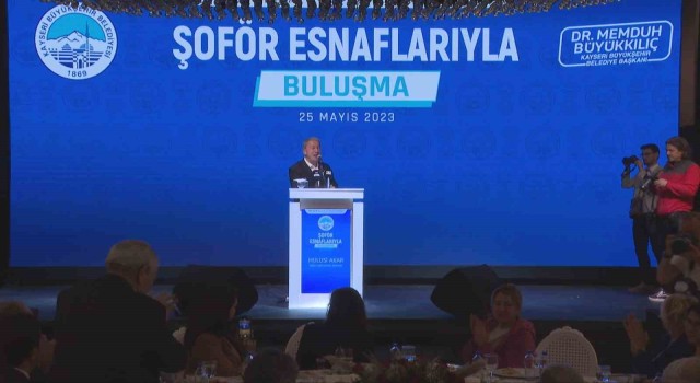 Bakan Akar: “Milletimizin 14 Mayıstaki milliyetçi tavrını gördükten sonra bir anda çakma milliyetçiler, çakma terörle mücadeleciler ortaya çıktı”