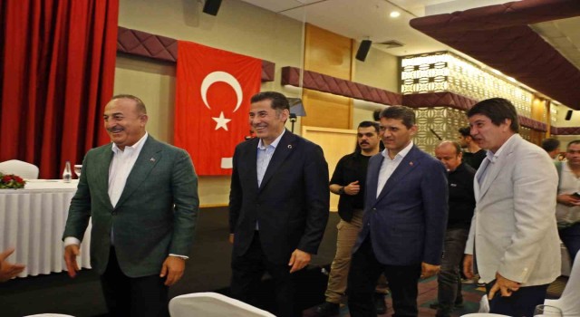 Bakan Çavuşoğlu: “(Kılıçdaroğlu) Her gün video yayınlıyor, psikolojisi bozulmuş, agresifleşmiş”