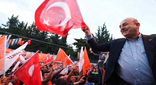Bakan Çavuşoğlu: Suriyelileri gönderelim ama insani bir şekilde Türke yakışır bir şekilde gönderelim