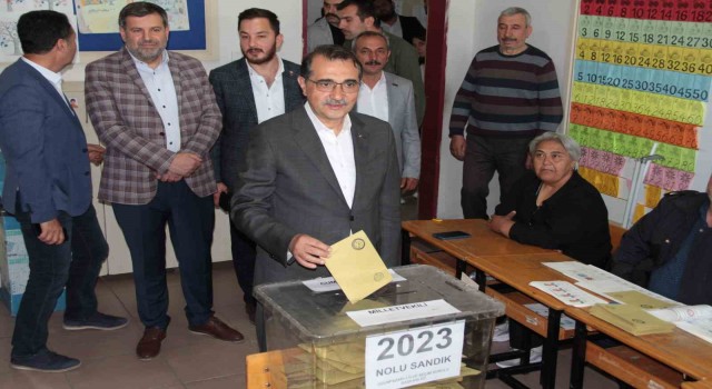 Bakan Dönmezden seçim akşamı ile ilgili elektrik açıklaması