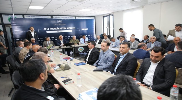 Bakan Ersoy, Malatyada istişarelerde bulundu