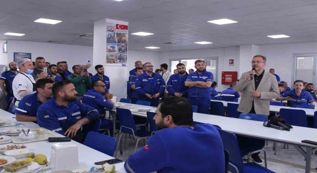 Bakan Kasapoğlu, BMC işçileri ile yemek yedi