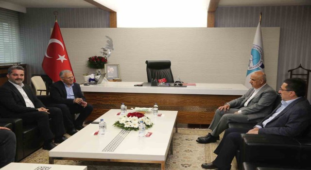 Bakan Kirişciden Başkan Büyükkılıça Ziyaret