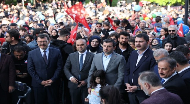Bakan Kurum: Gençlerimize aylık 10 GB ücretsiz internet vereceğiz
