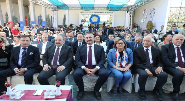 Bakan Varank, Güneydoğunun en büyük bilim merkezinin açılışını yaptı