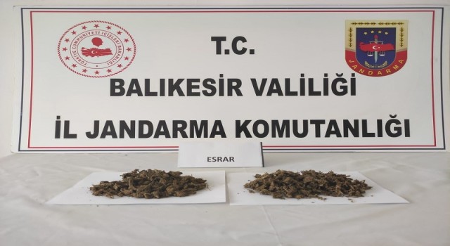 Balıkesir İl Jandarma Komutanlığınca Ayvalıkta başarılı uyuşturucu operasyonu