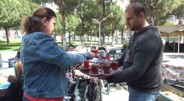 Balıkesirde Çölyaklılar geleneksel kahvaltıda bir araya geldi