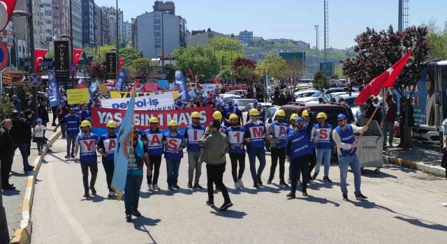 Bandırmada 1 Mayıs Coşkusu