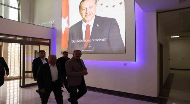 Başkan Büyükkılıçtan Göksun ve Elbistana ziyaret