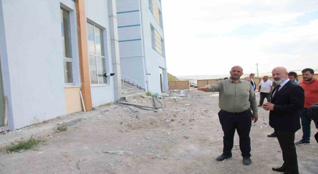 Başkan Çolakbayrakdar: Sosyal tesislerle vatandaşların hayatlarına dokunuyoruz