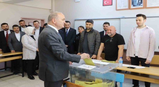Başkan Faruk Özlü “Artık söz milletin”