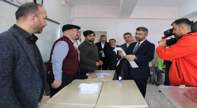 Başkan Küçükoğlu oyunu kullandı