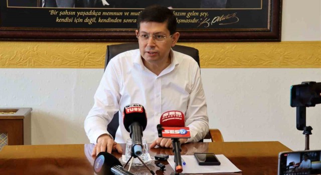Başkan Özcan, depremzedeler için yapılan paylaşımlara sert şekilde eleştirdi