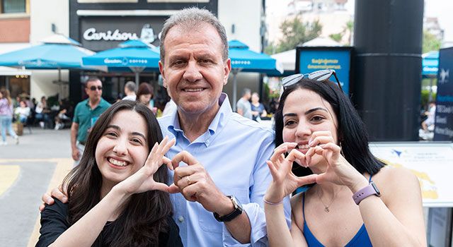 Başkan Seçer, Forum Avm'de Vatandaşlarla Bir Araya Geldi