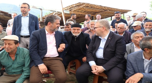 Başkan Suer, ilçeye bağlı köylerde yaşayan vatandaşlar ile bir araya geldi