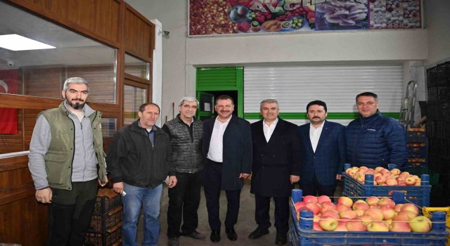 Başkan Yılmaz, Esnafın kahvaltısına konuk oldu