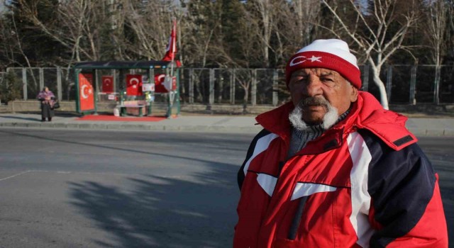 Bayrak Dede Hayatını Kaybetti