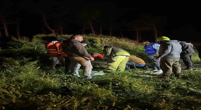 Beykozda kuyuya düşen vatandaş 1 saatlik çalışmanın ardından çıkarıldı