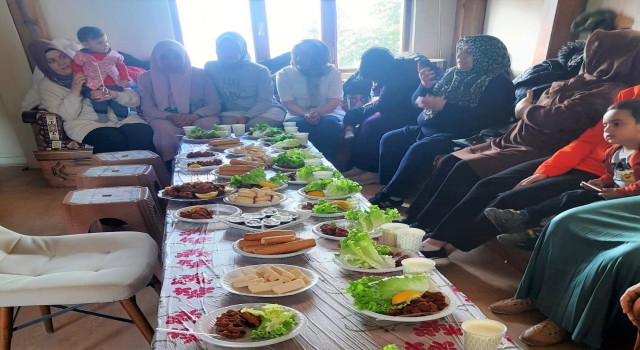 Beyşehirde depremzede kadınlar için moral etkinliği düzenlendi