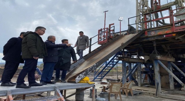 Bigadiçte 65 derecelik sıcak su bulundu