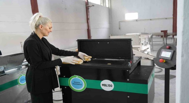 Bilecikte artık atık yiyecek ve ekmeklerden mama üretilecek
