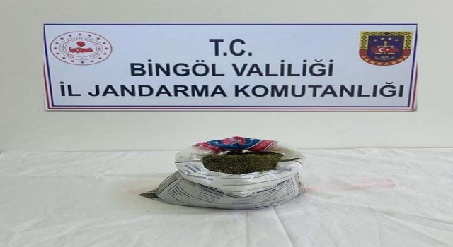 Bingölde menfez altında 1 kilo 566 gram uyuşturucu ele geçirildi