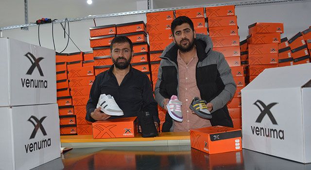 Bitlis Tatvan'da Bölgenin ilk spor ayakkabı üretim fabrikası kuruldu