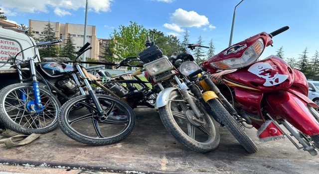 Bolvadinde motosiklet sürücülerine yönelik denetim