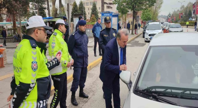 Bozüyükte sürücülere uygulamalı eğitim ve bilgilendirme yapıldı