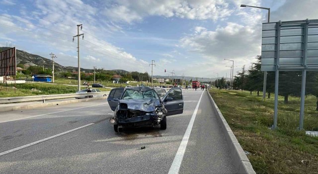 Burdurda otomobille motosiklet çarpıştı: 1 ölü, 1 yaralı