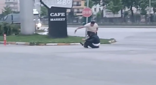 Bursada şüphelilerin polisle kovalamacası amatör kameraya yansıdı