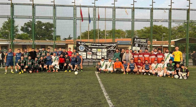 Bursada turnuva dünyaca ünlü yıldızın imzalı topuyla başladı