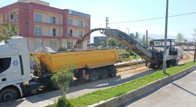 Büyükşehir, Aydının yollarını yenileniyor