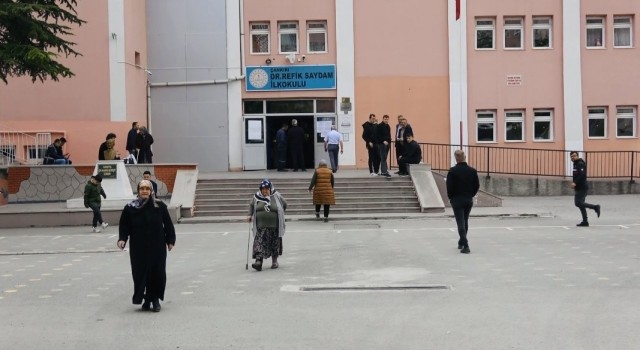 Çankırıda 2. tur için oy verme işlemi başladı
